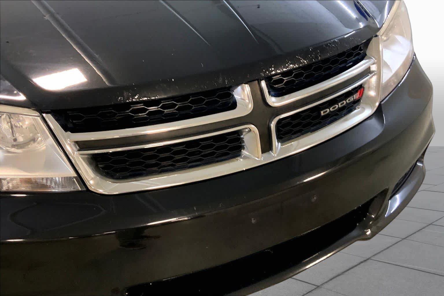 Used 2013 Dodge Avenger SE FWD image 31