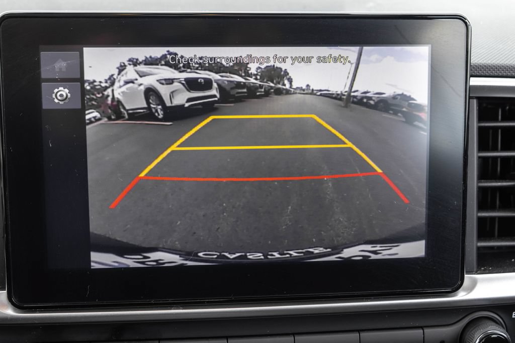 Used 2023 Hyundai Venue SEL w/ Cargo Package FWD image 18