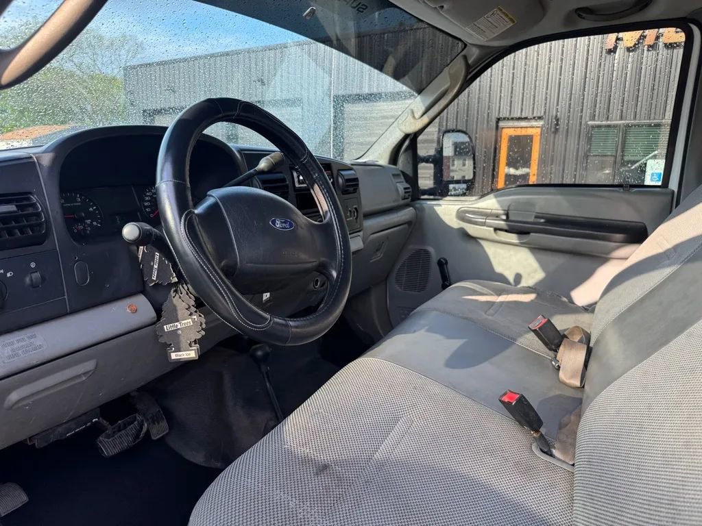 Used 2007 Ford F350 4x4 Regular Cab DRW Super Duty image 5