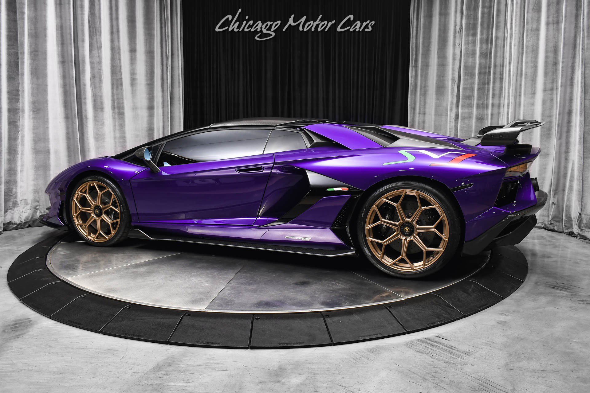 Used 2021 Lamborghini Aventador SVJ image 38