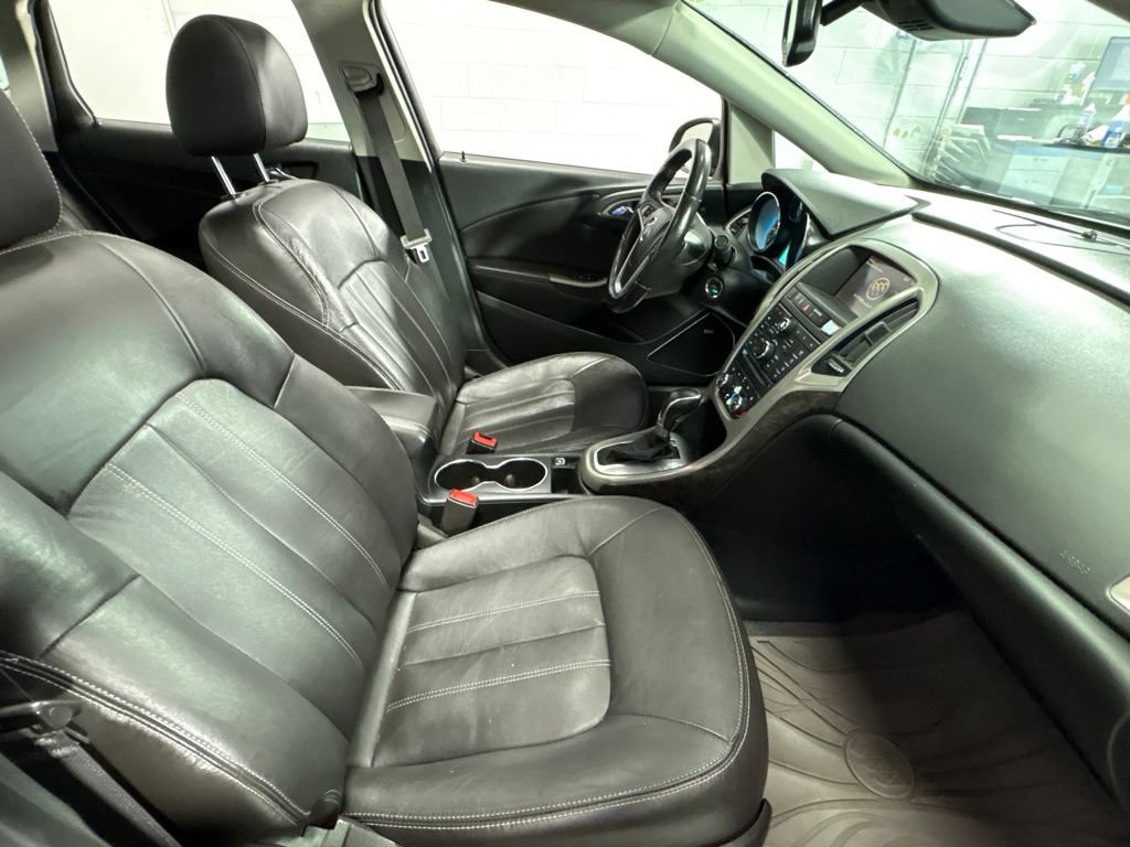 Used 2017 Buick Verano Leather w/ Experience Buick Package FWD image 31