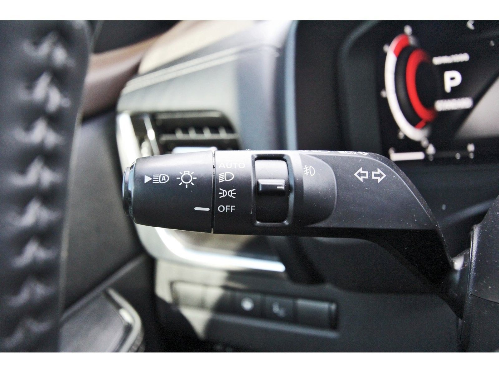 Used 2021 Nissan Rogue Platinum FWD image 20