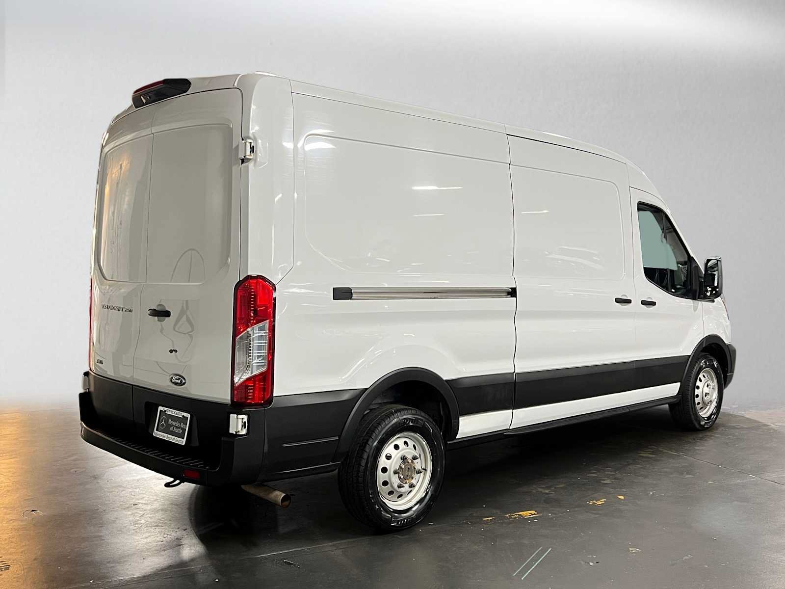 Used 2023 Ford Transit 250 Medium Roof AWD w/ Load Area Protection Package image 3