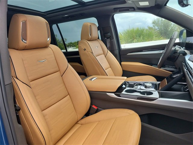 New 2026 Cadillac Escalade ESV Luxury image 17