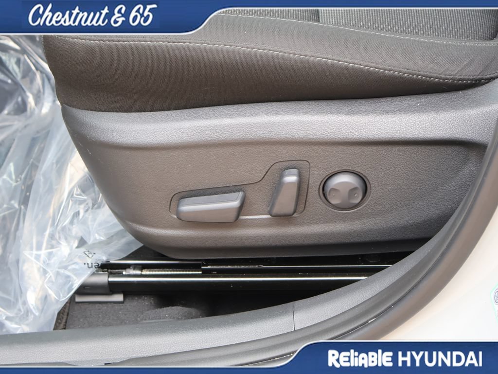 Certified 2023 Hyundai Kona SEL w/ Convenience Package FWD image 24