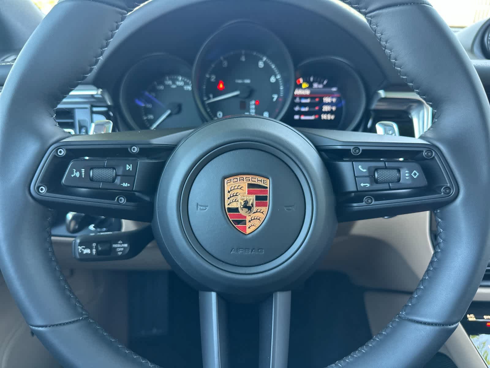 New 2026 Porsche Macan AWD/4WD image 26