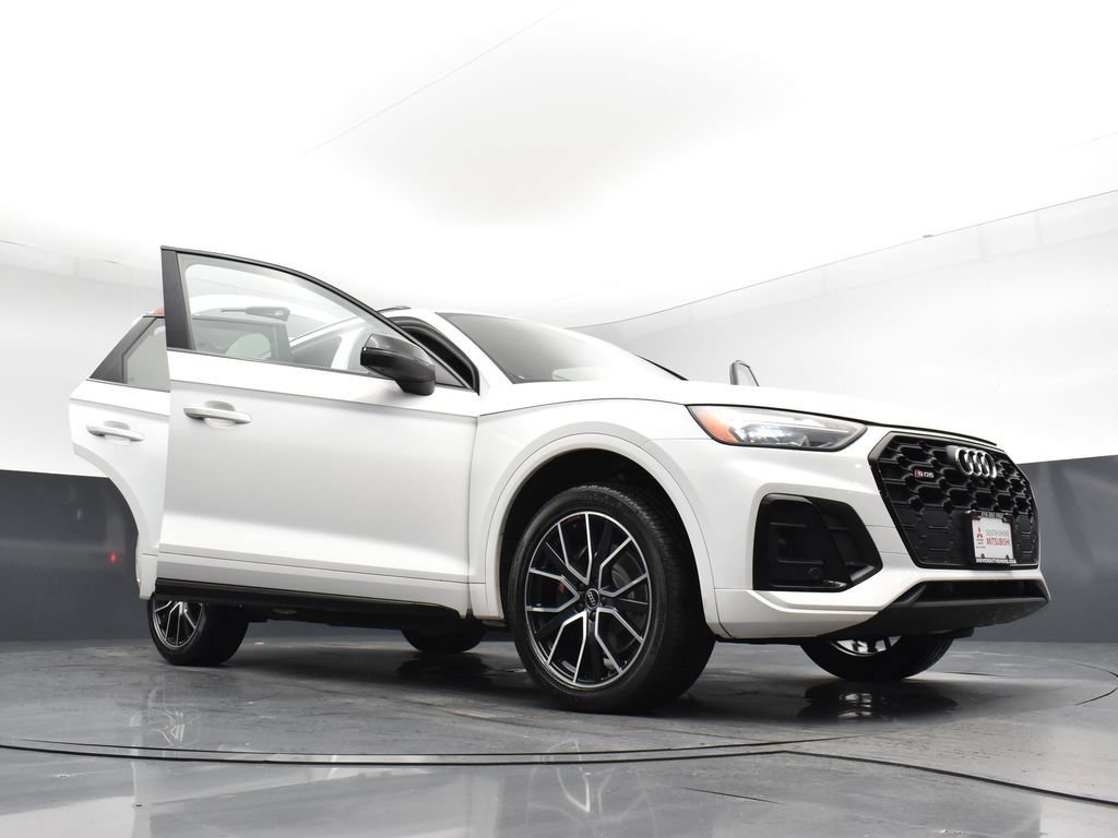 Used 2023 Audi SQ5 Premium Plus w/ Premium Plus Package AWD/4WD image 27
