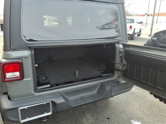 Used 2022 Jeep Wrangler Unlimited Sport image 16