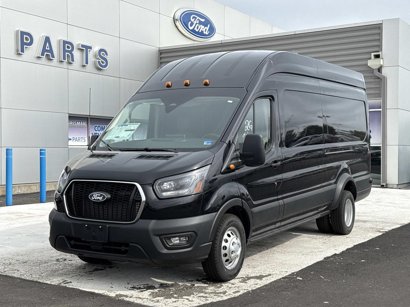 New 2026 Ford Transit 350 148 High Roof Extended DRW w/ Upfitter Package AWD/4WD image 7