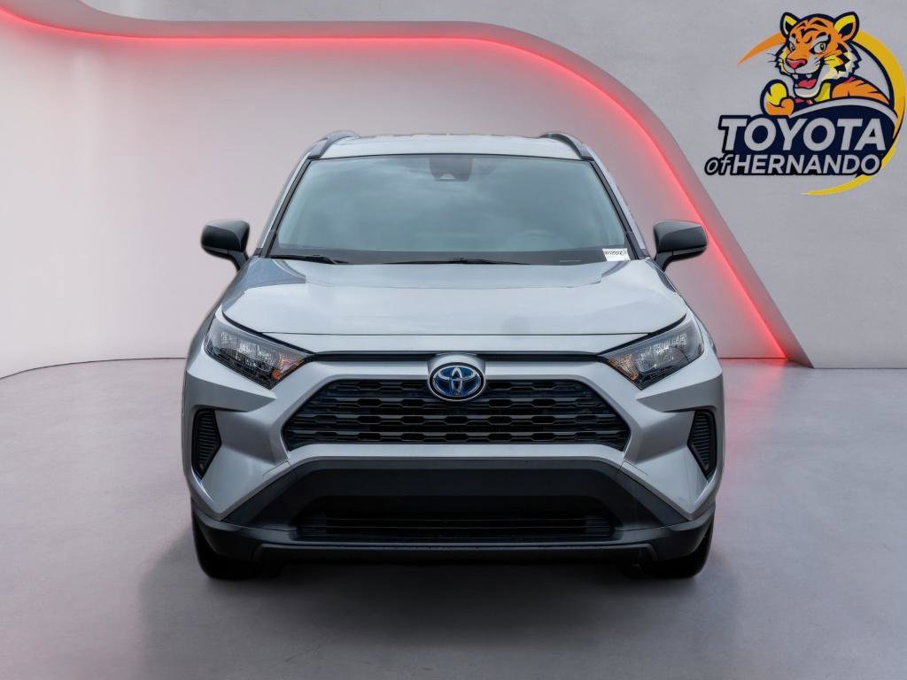 Used 2022 Toyota RAV4 LE image 2