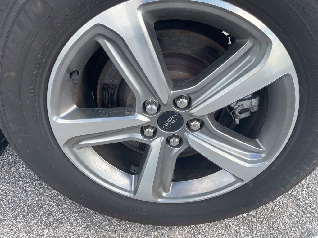 Used 2024 Ford Edge SEL w/ Convenience Package image 10