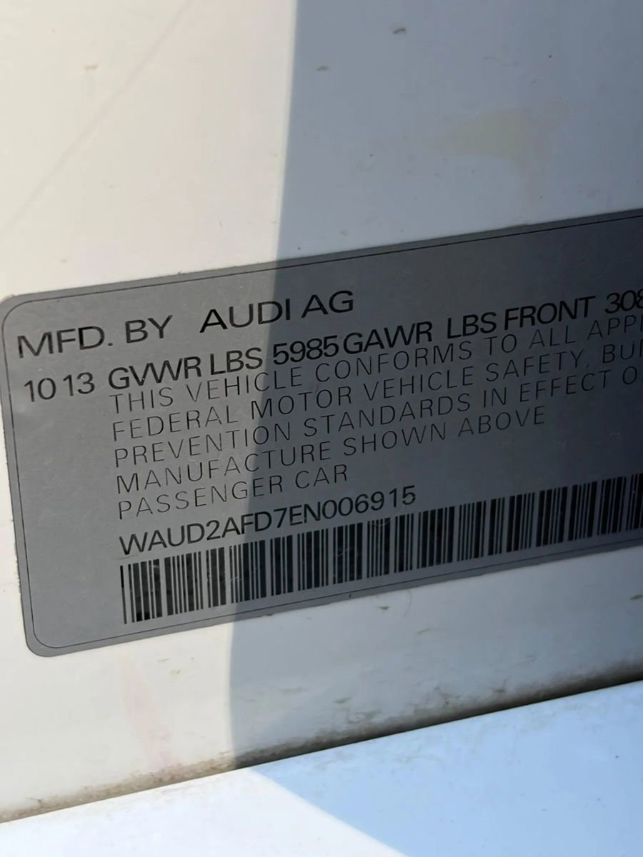 Used 2014 Audi S8 AWD/4WD image 23
