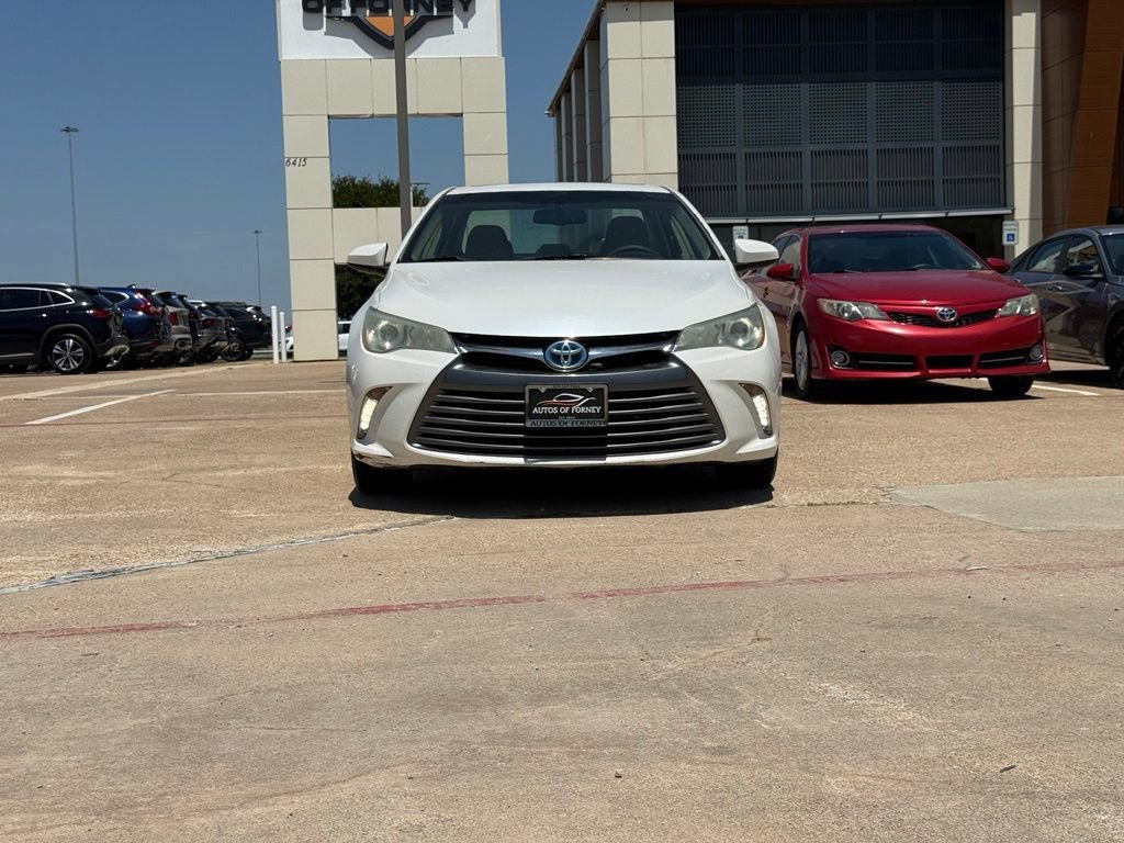 Used 2017 Toyota Camry XLE w/ Moonroof Package FWD image 5