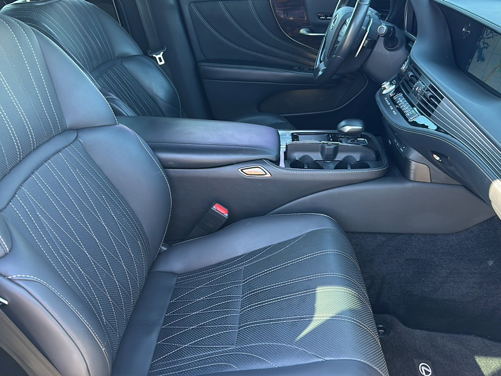 Used 2019 Lexus LS 500 image 22