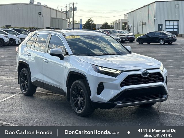Used 2024 Toyota RAV4 SE AWD/4WD image 1