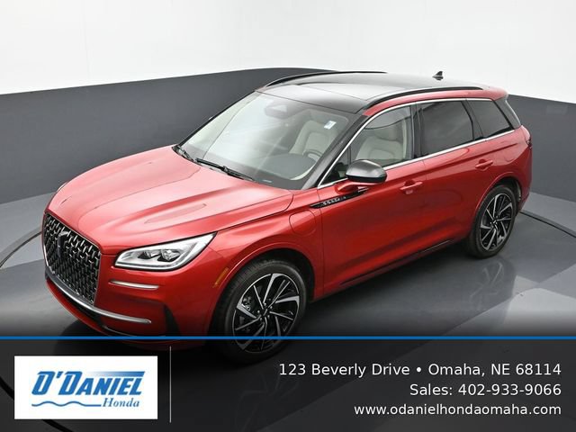 Used 2025 Lincoln Corsair Grand Touring AWD/4WD image 16