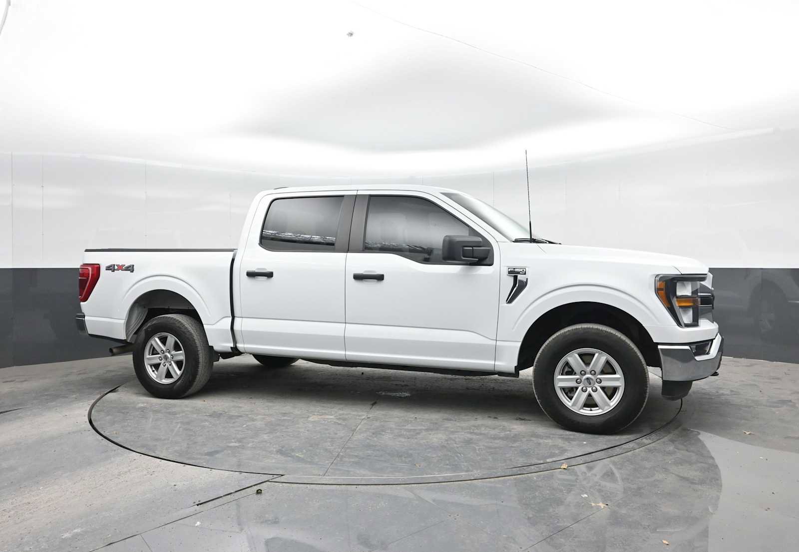 Used 2023 Ford F150 XLT image 8