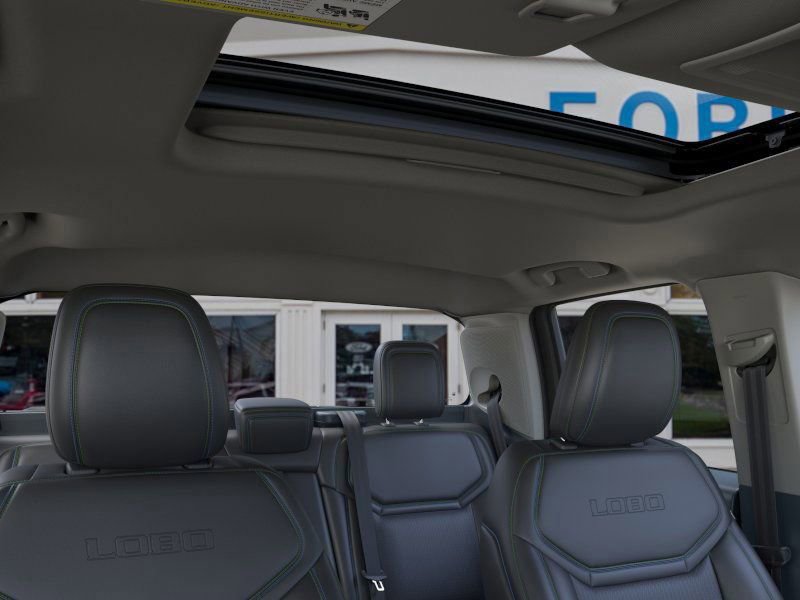 New 2025 Ford Maverick Lobo image 12