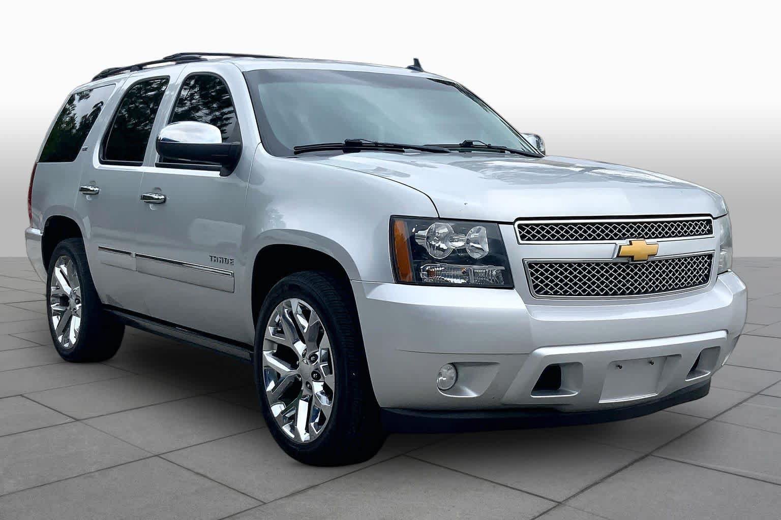 Used 2012 Chevrolet Tahoe LTZ RWD image 2