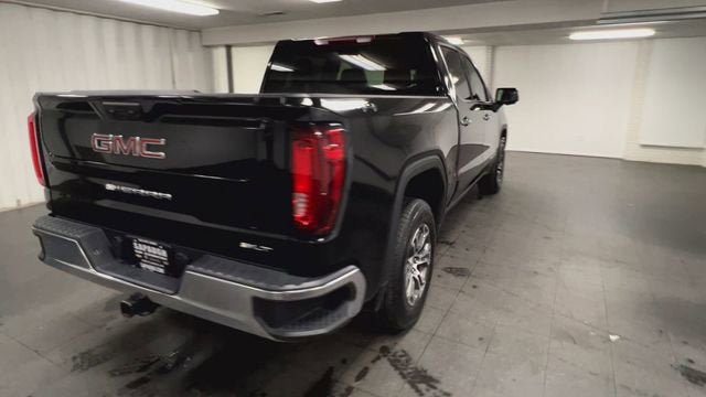 Certified 2025 GMC Sierra 1500 SLT AWD/4WD image 8