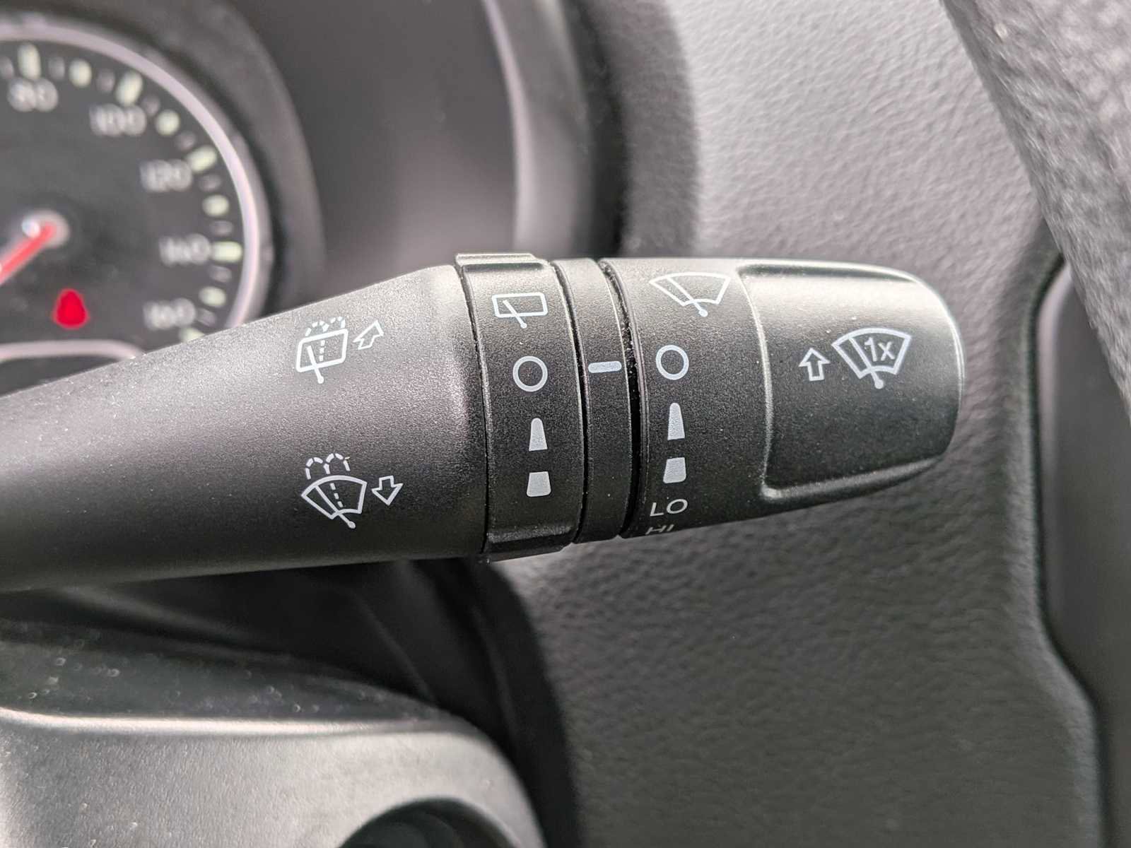 Used 2017 Jeep Renegade Sport w/ Power & Air Group image 23