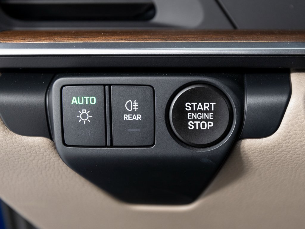 Certified 2025 Porsche 911 Carrera image 47