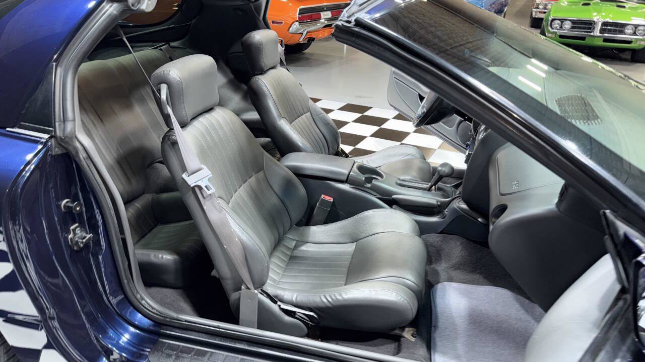 Used 1999 Pontiac Firebird Formula w/ Security Pkg image 4