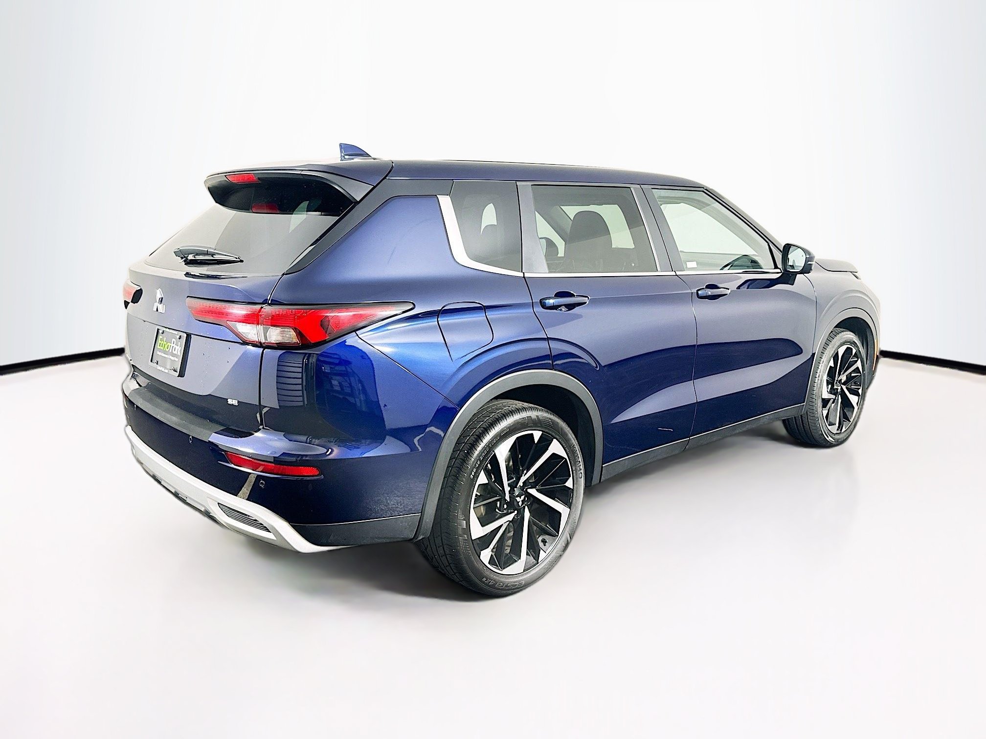 Used 2024 Mitsubishi Outlander SE FWD image 9