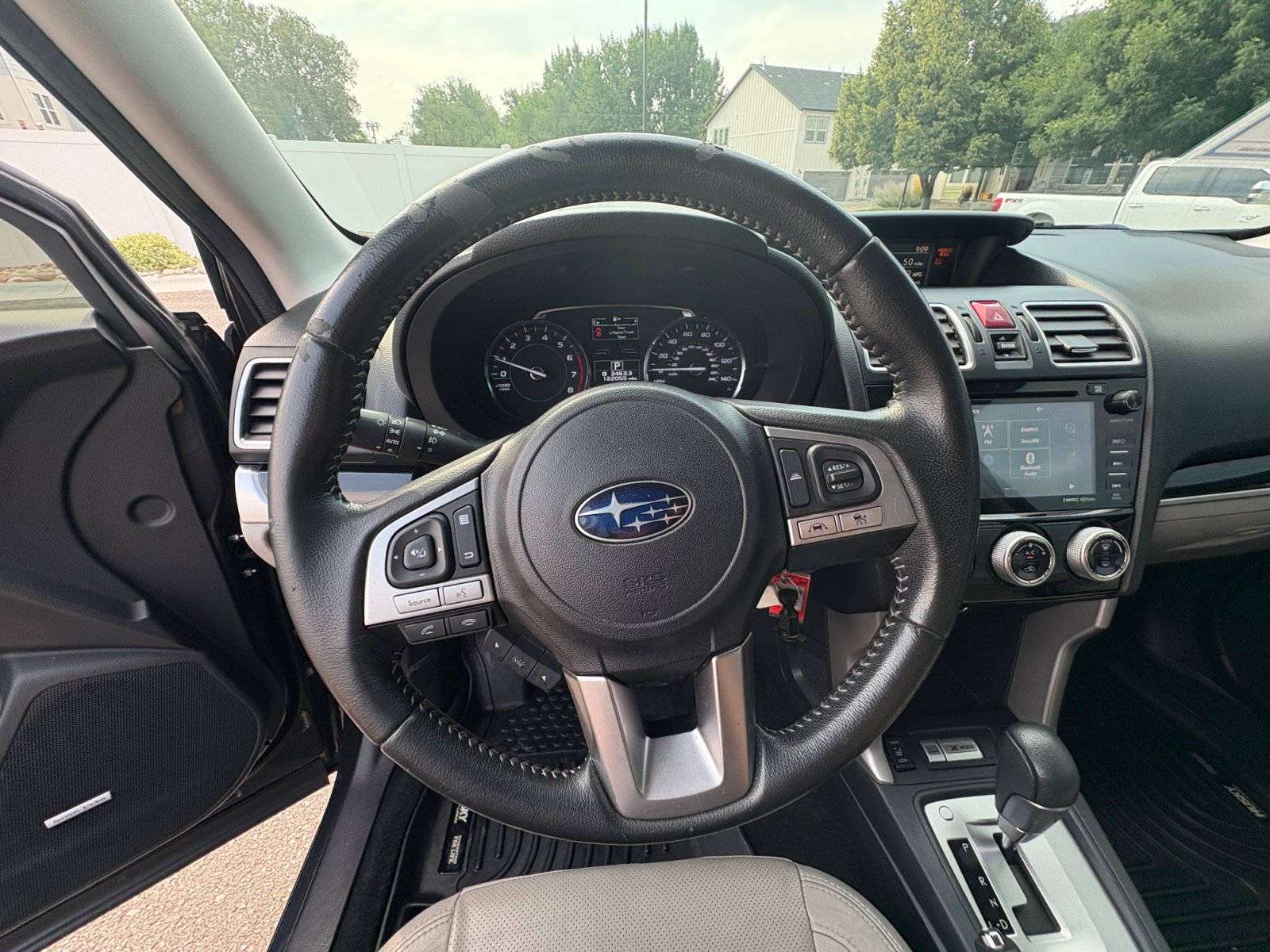 Used 2017 Subaru Forester 2.5i Limited AWD/4WD image 9
