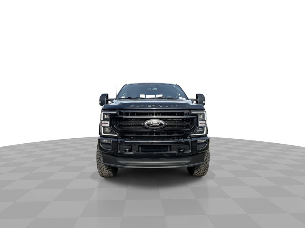 Used 2022 Ford F250 Lariat w/ Black Appearance Package image 4