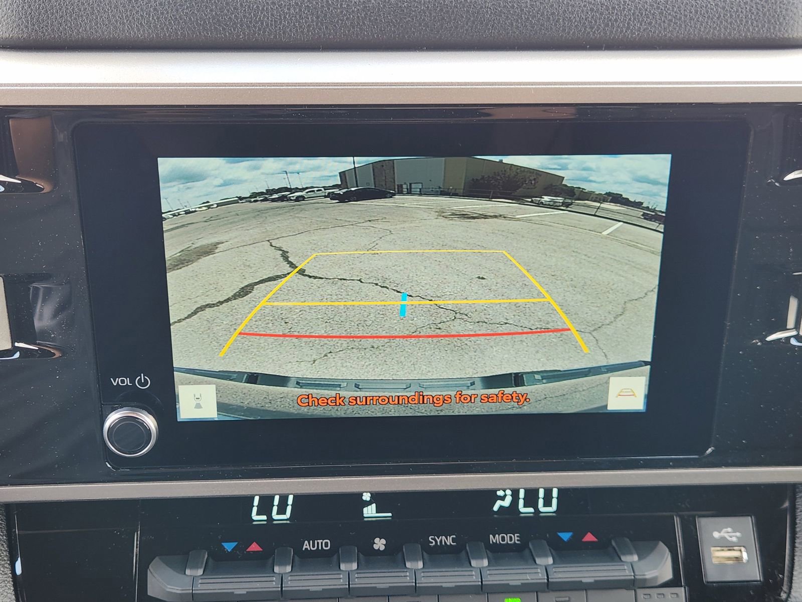 New 2026 Toyota Tundra SR5 w/ TRD Off-Road Premium Package AWD/4WD image 19