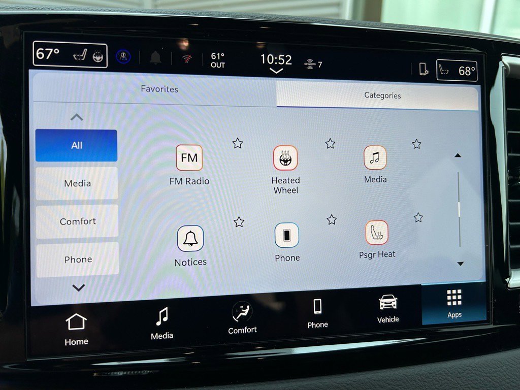 New 2025 Chrysler Voyager LX image 30