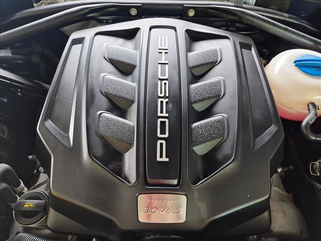 Used 2015 Porsche Macan S AWD/4WD image 20