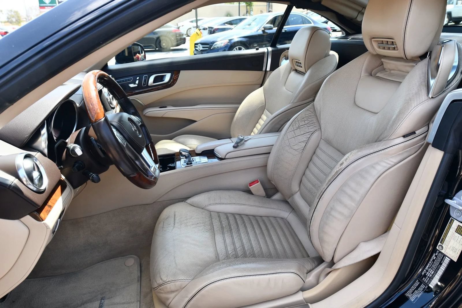 Used 2013 Mercedes-Benz SL 550 image 18