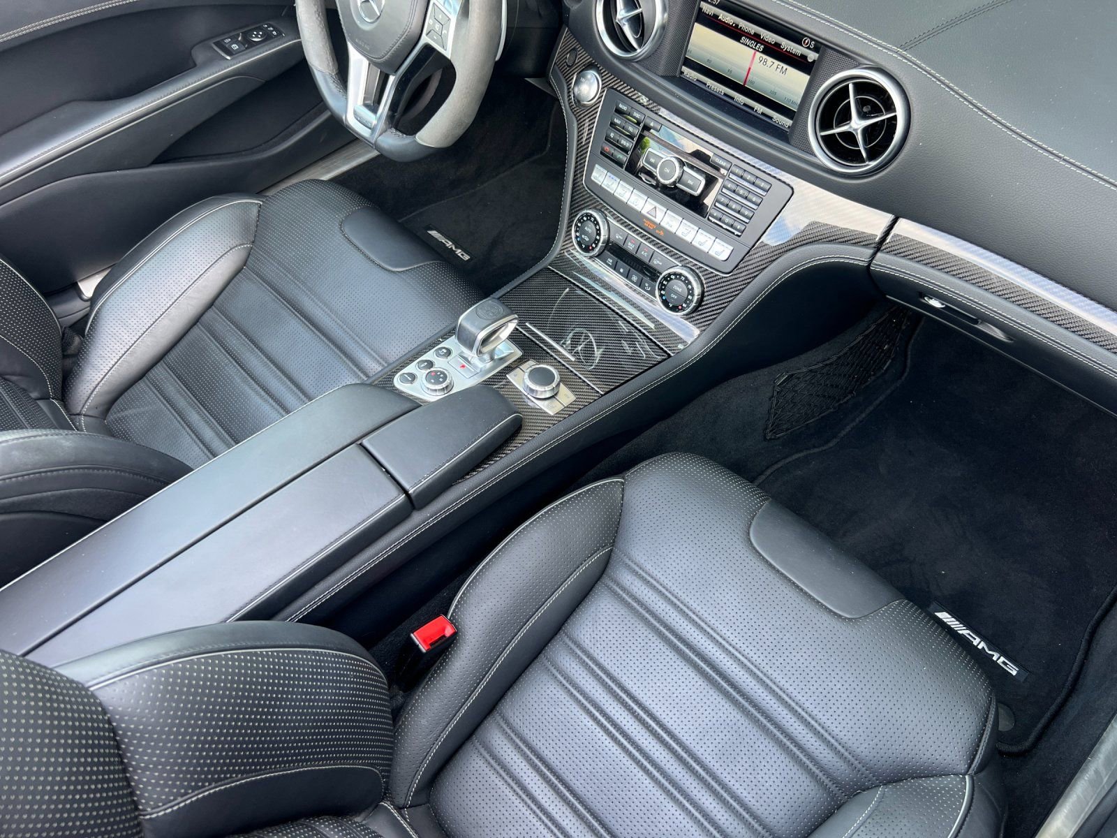 Used 2016 Mercedes-Benz SL 63 AMG image 12