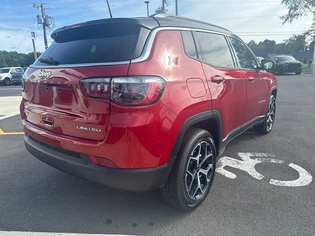 New 2026 Jeep Compass Limited AWD/4WD image 9