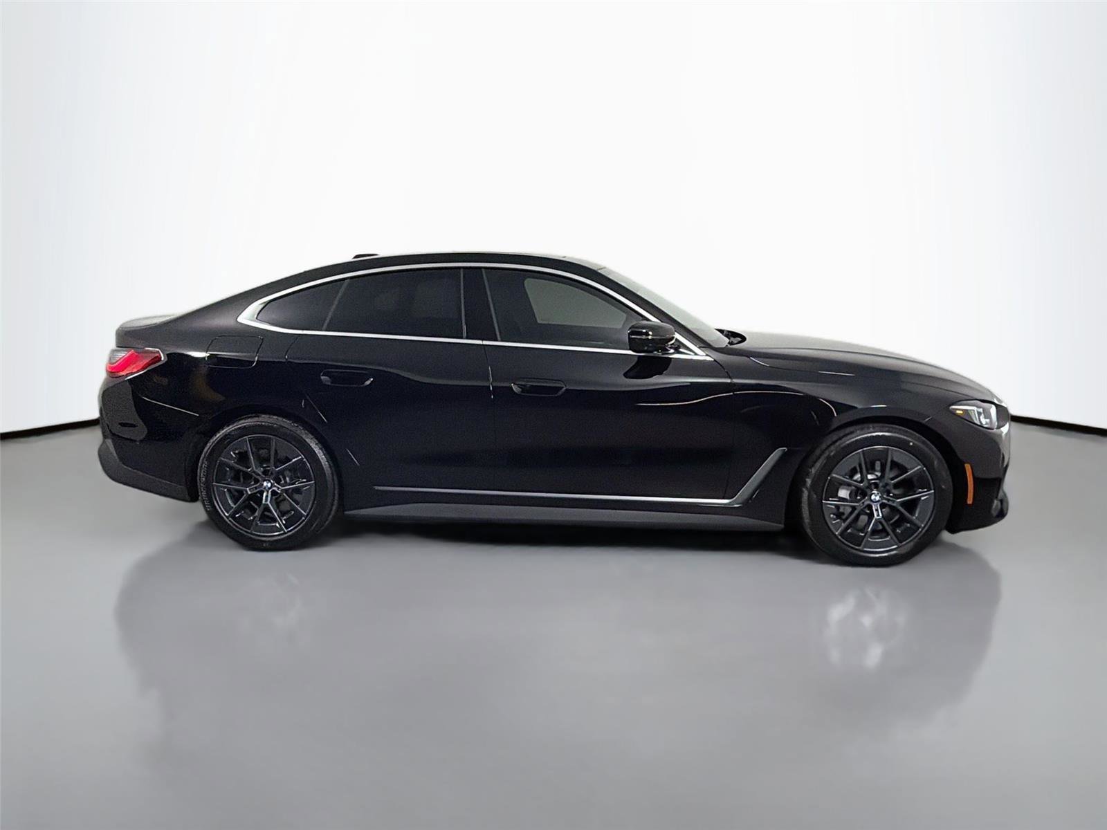 New 2026 BMW i4 xDrive40i w/ Parking Assistance Package AWD/4WD image 4
