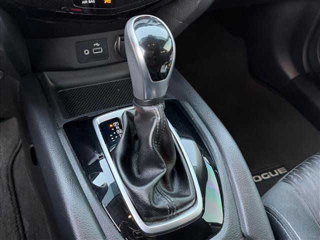 Used 2020 Nissan Rogue SV FWD image 29