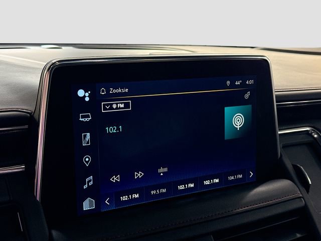 Used 2023 Chevrolet Suburban RST image 16