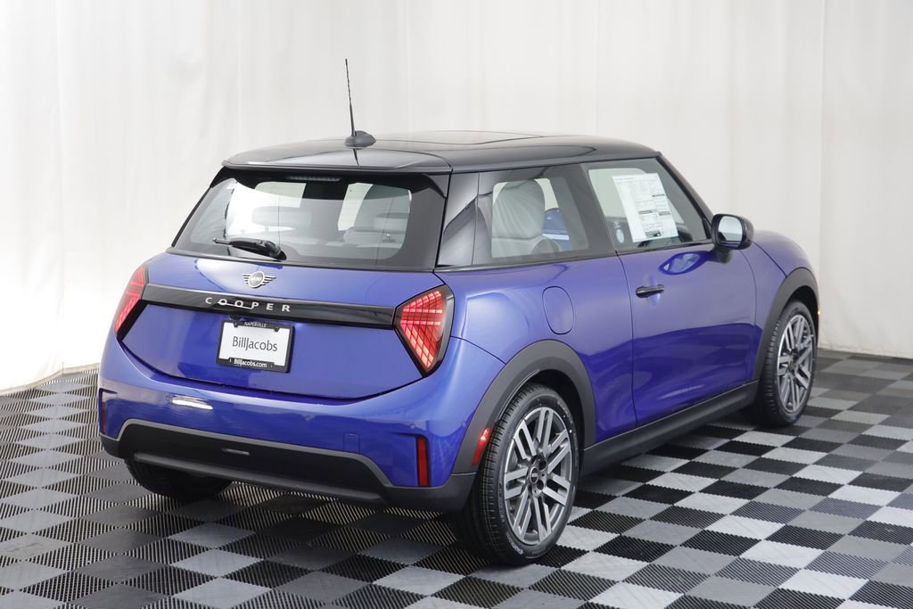 New 2026 MINI Cooper 2-Door Hardtop image 18