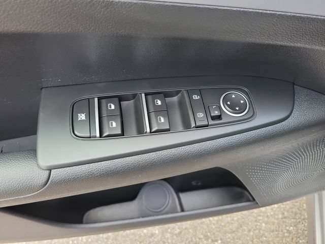 Certified 2024 Kia Forte LXS w/ LXS Technology Package FWD image 27