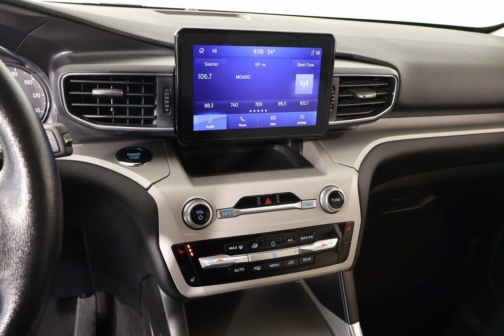 Used 2023 Ford Explorer XLT w/ Equipment Group 202A image 5