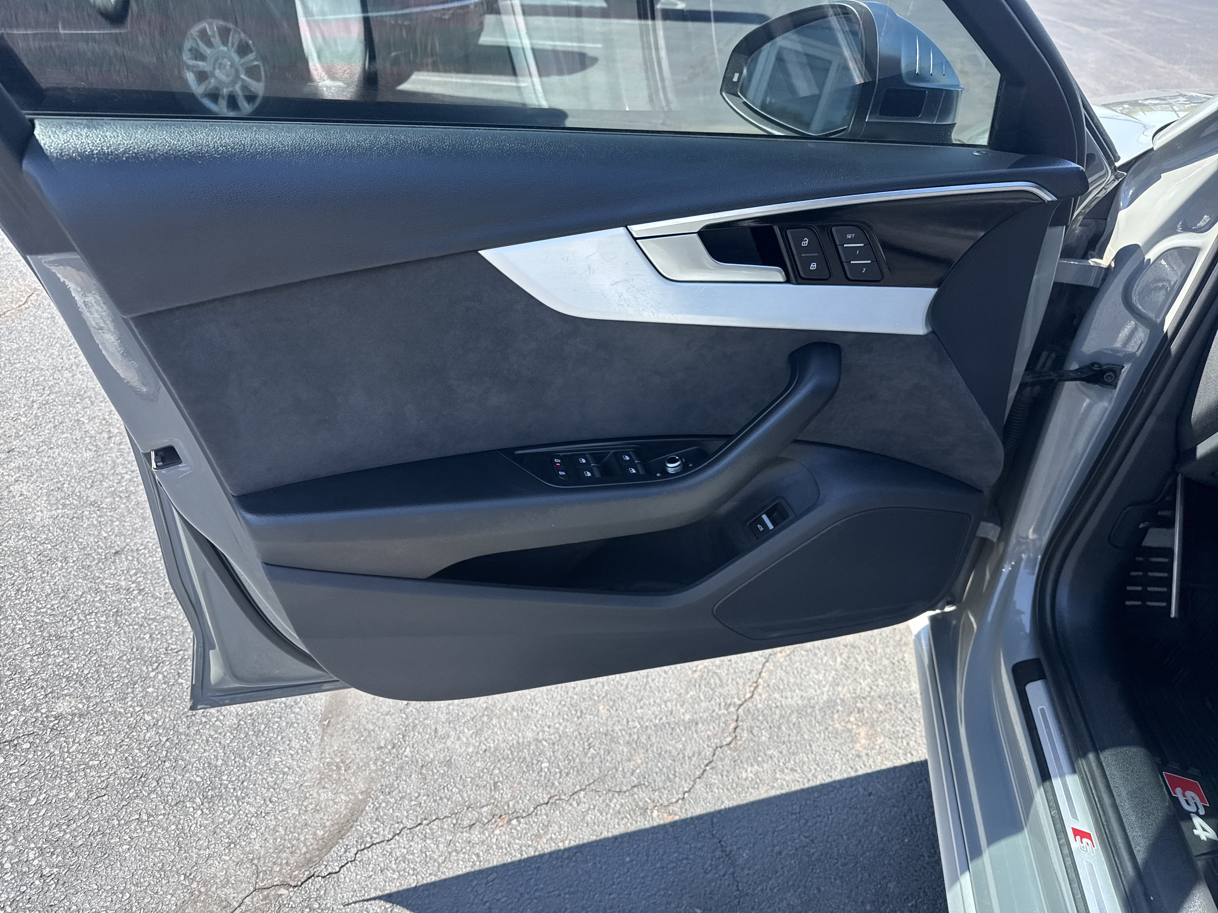 Used 2021 Audi S4 Premium w/ Convenience Package AWD/4WD image 15