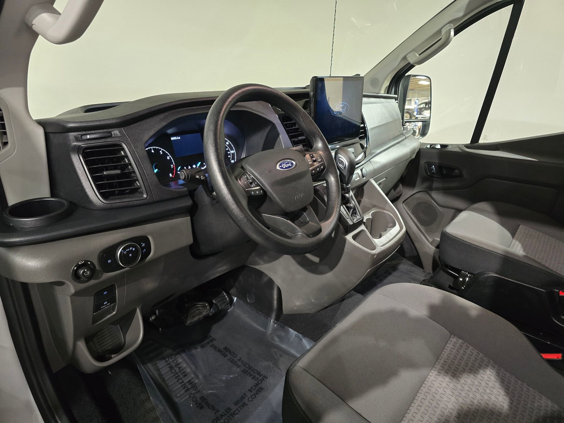 Used 2024 Ford Transit 350 XLT image 14