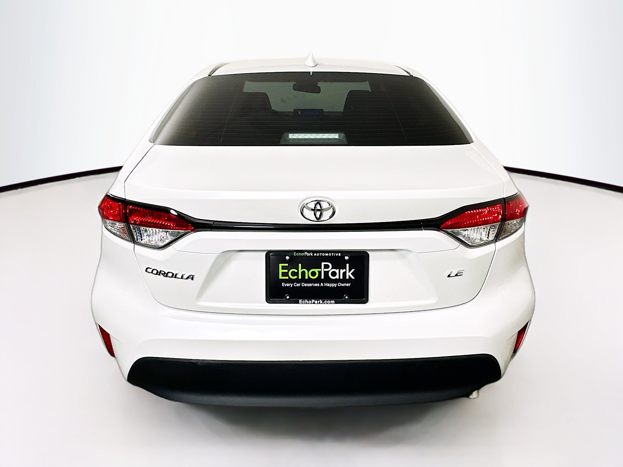 Used 2025 Toyota Corolla LE image 7