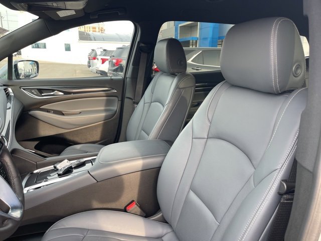 Used 2023 Buick Enclave Essence w/ Sport Touring Edition image 13