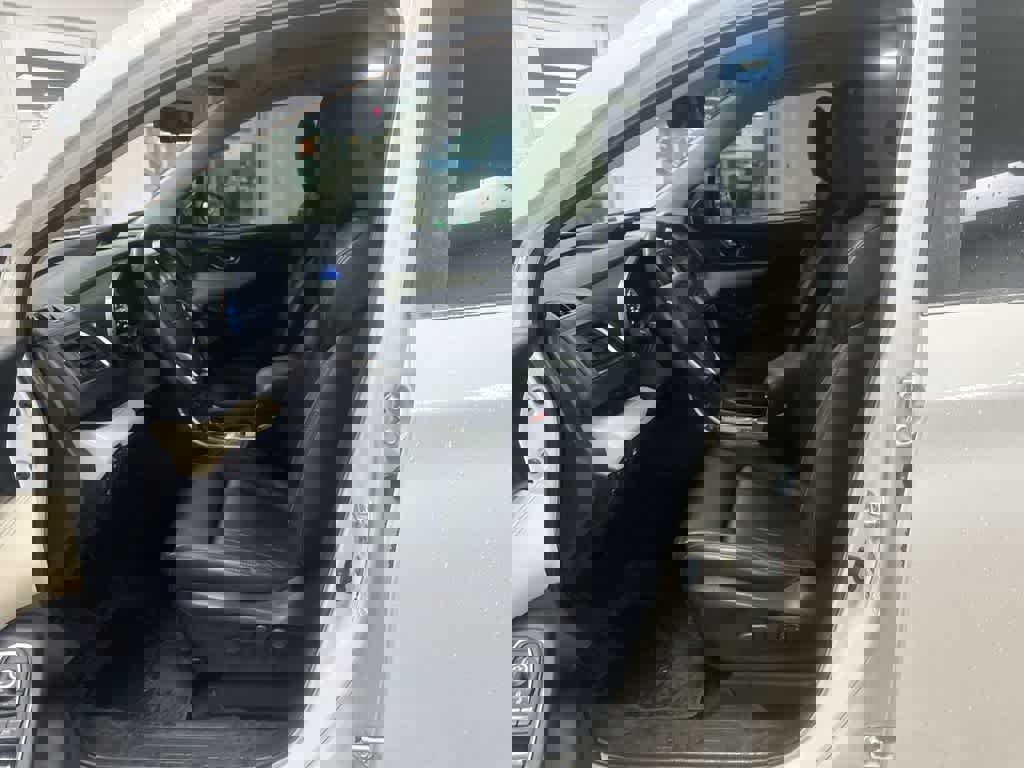 Used 2021 Subaru Ascent Limited w/ Technology Package image 18