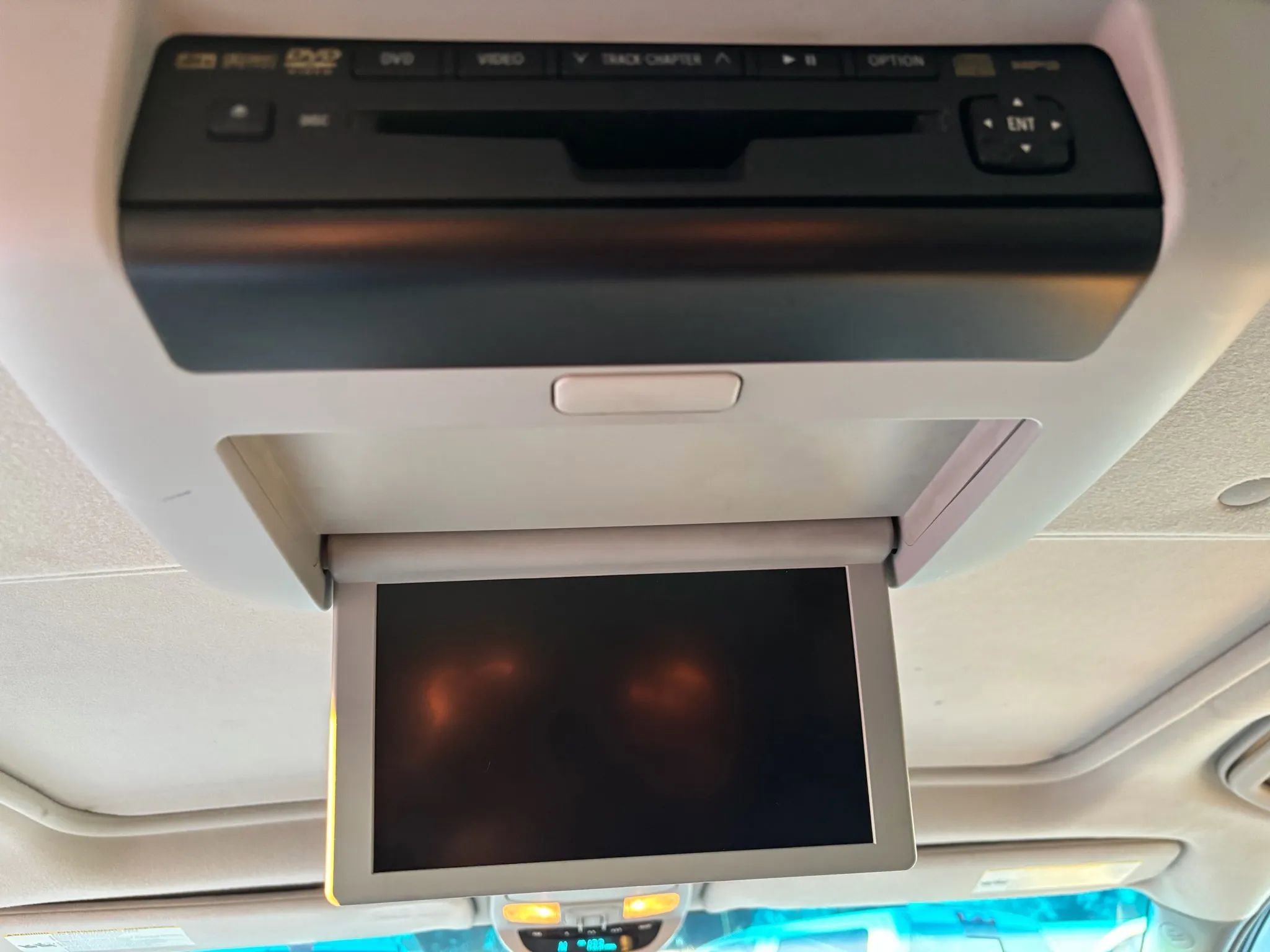 Used 2009 Toyota Sienna XLE image 16