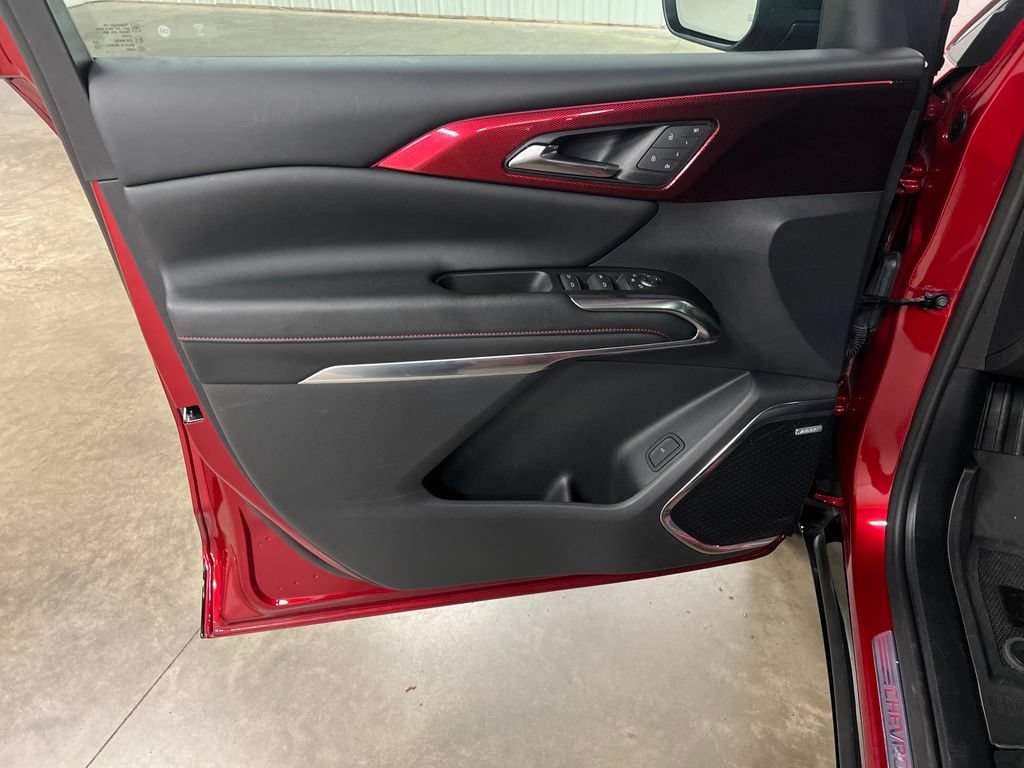 Certified 2024 Chevrolet Traverse RS w/ LPO, Floor Liner Package AWD/4WD image 16