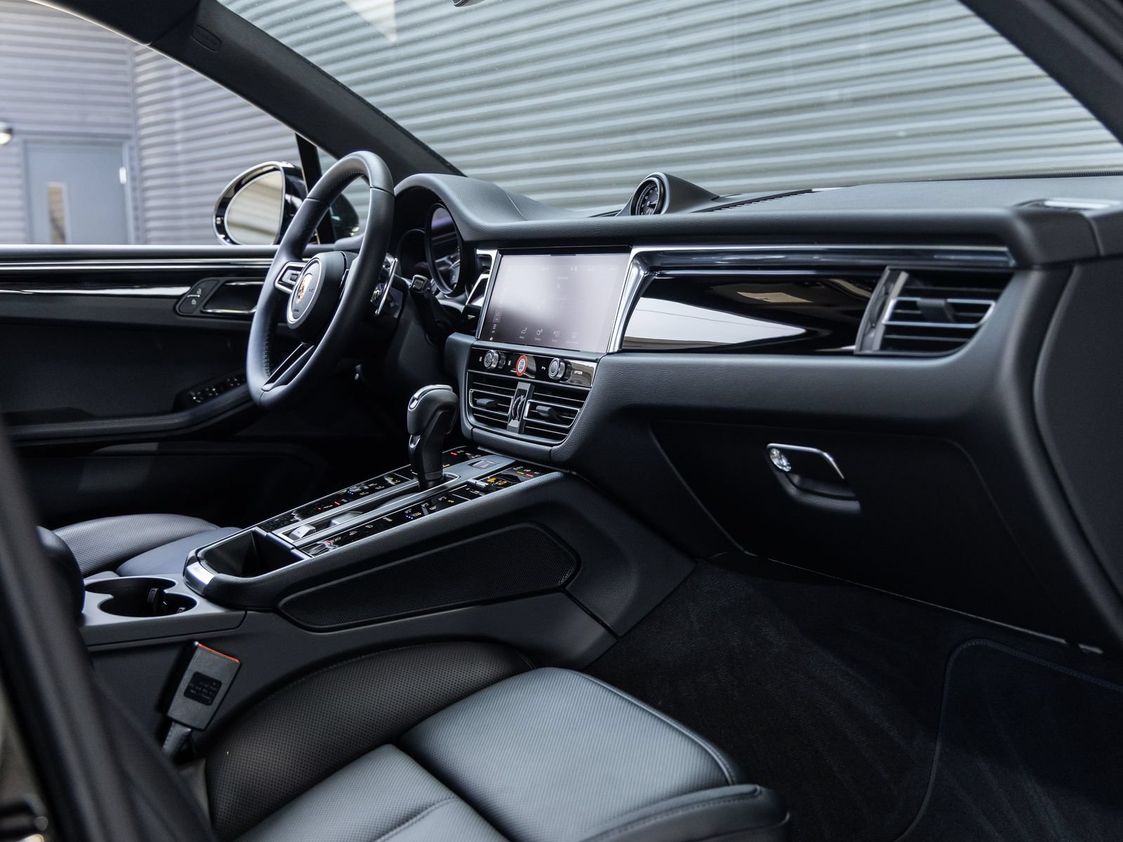 New 2026 Porsche Macan S AWD/4WD image 41